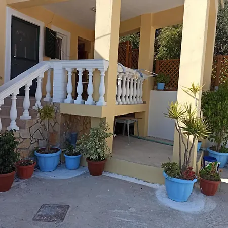 Lejlighed Dimitris House